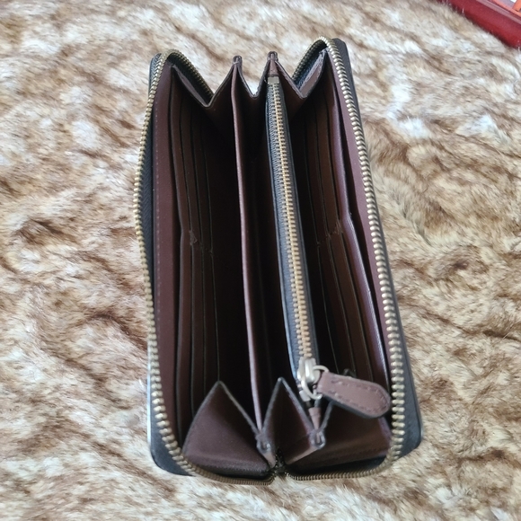 Coach Wallet - Picture 8 of 13